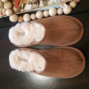 NWOT. UGG Keegan Slide Slipper.